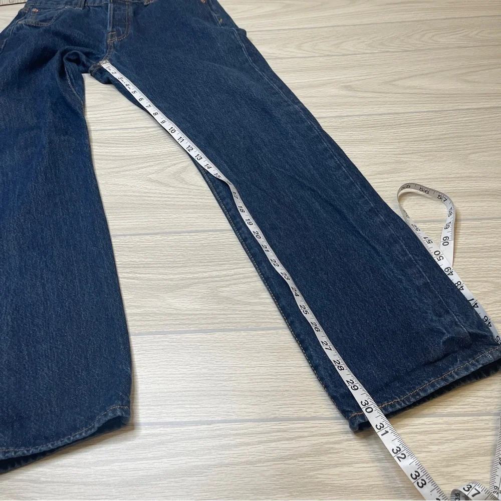 Levi’s 501 Button Fly Dark Wash Straight Denim Blue Jeans Men’s Size 30” Waist